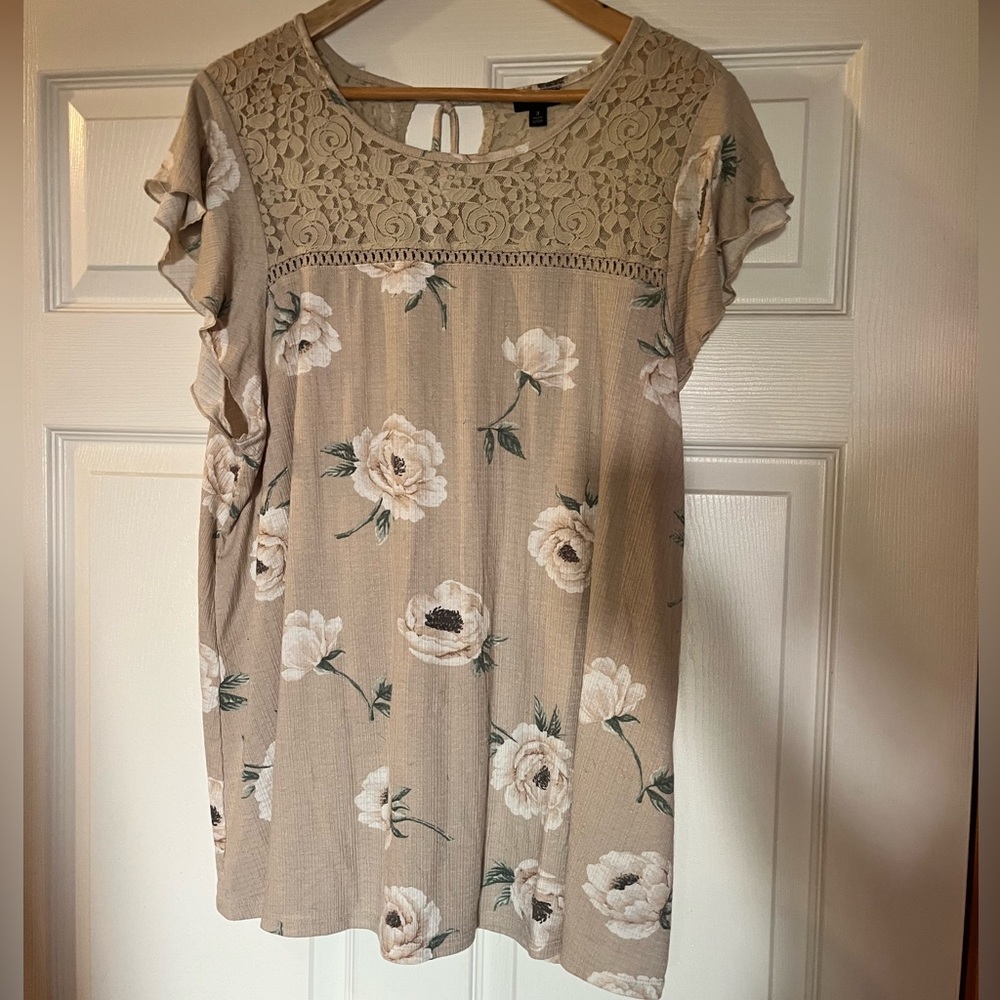 Torrid size 3 top